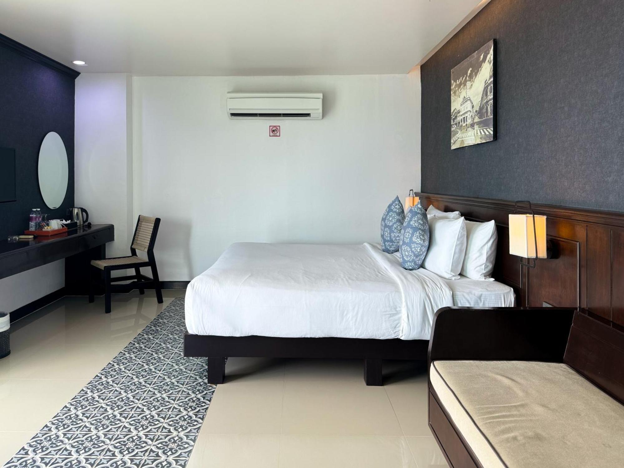 Grand Supicha City Hotel - Sha Plus Phuket Екстериор снимка